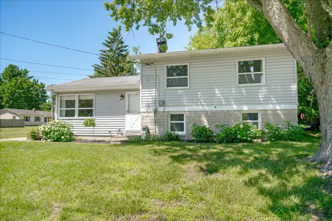 7226 Rockford St, Portage, MI 49024