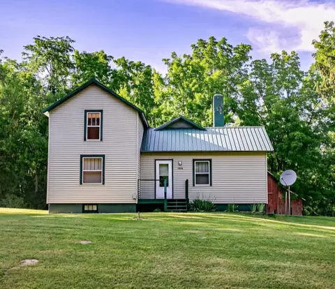 15436 Elm Row Rd, Albion, MI 49224