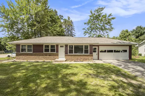 2910 Barney Rd, Kalamazoo, MI 49004