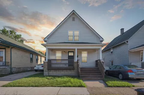 156 Bennett St, Wyandotte, MI 48192