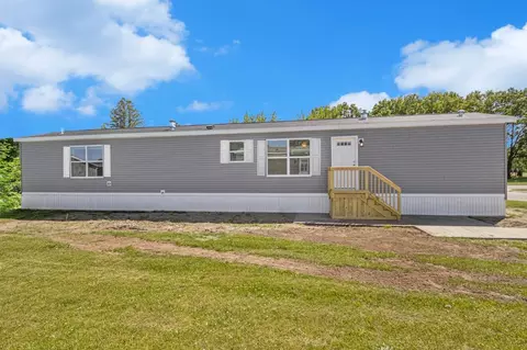 69205 Garver Lake Rd #110, Edwardsburg, MI 49112
