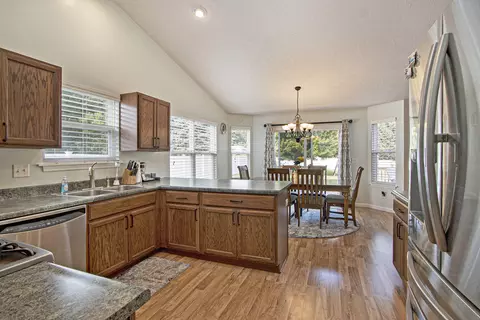 323 Catera Ct, Springfield, MI 49037 photo 11
