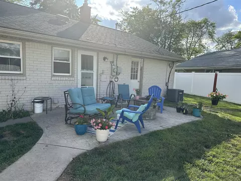 18317 Hinton St, Riverview, MI 48193 photo 18