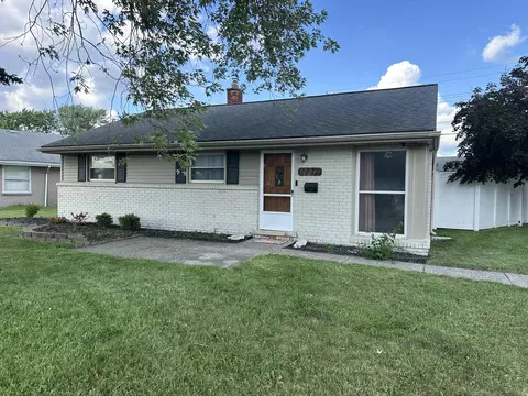 18317 Hinton St, Riverview, MI 48193 photo 2