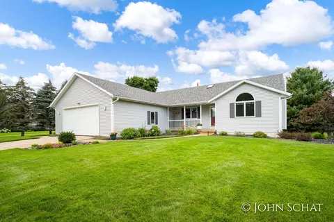 2465 Ranchland Dr SW, Byron Center, MI 49315
