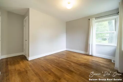 303 Putney St, Belding, MI 48809 photo 28