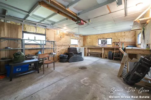 303 Putney St, Belding, MI 48809 photo 39