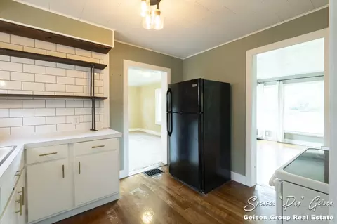 303 Putney St, Belding, MI 48809 photo 17