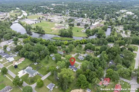 303 Putney St, Belding, MI 48809 photo 56