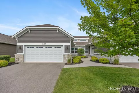 10167 E Crossroads Cir SE, Caledonia, MI 49316