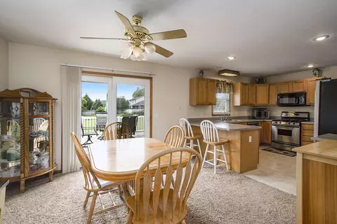1077 S Apple Ct, Plainwell, MI 49080 photo 5