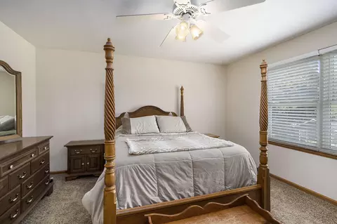 1077 S Apple Ct, Plainwell, MI 49080 photo 12