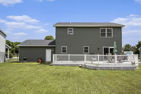 1077 S Apple Ct, Plainwell, MI 49080 photo 4