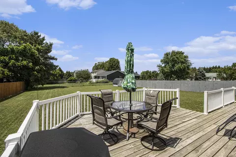 1077 S Apple Ct, Plainwell, MI 49080 photo 18