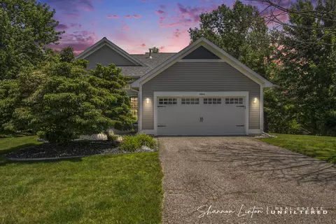 1960 Sunplace, Zeeland, MI 49464