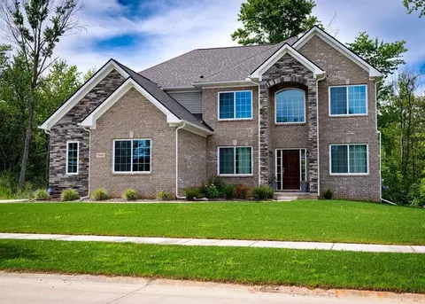5468 Morgan Lake Dr, Independence Twp, MI 48348
