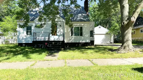 222 Harrison Blvd, Muskegon, MI 49444
