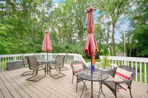 Exterior - 4848 Ginkgo Ln, Jackson, MI 49201 photo 8 of 30