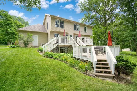 Exterior - 4848 Ginkgo Ln, Jackson, MI 49201 photo 19 of 30