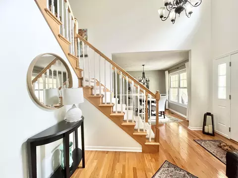 Entry Way - 4848 Ginkgo Ln, Jackson, MI 49201 photo 2 of 5
