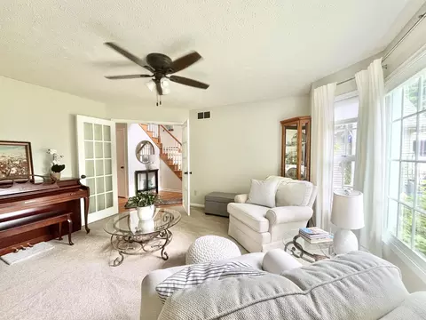 Living - 4848 Ginkgo Ln, Jackson, MI 49201 photo 1 of 5