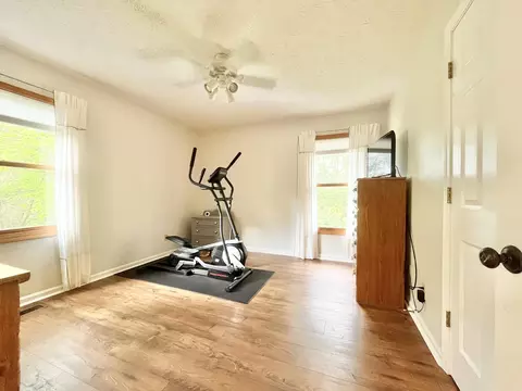 Bedroom - 4848 Ginkgo Ln, Jackson, MI 49201 photo 5 of 7