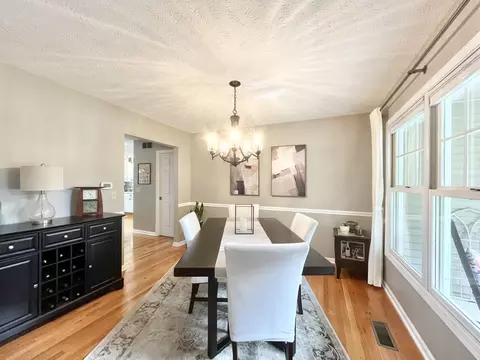 Dining - 4848 Ginkgo Ln, Jackson, MI 49201 photo 2 of 3
