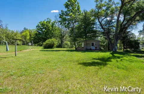 8395 S Delaware Ave, Baldwin, MI 49304 photo 15