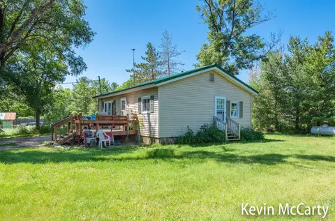 8395 S Delaware Ave, Baldwin, MI 49304 photo 9