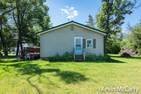 8395 S Delaware Ave, Baldwin, MI 49304 photo 10