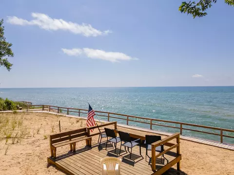 29886 Lake Bluff Walk, Covert, MI 49043