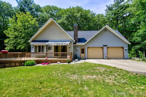 16289 Riley St, Holland, MI 49424