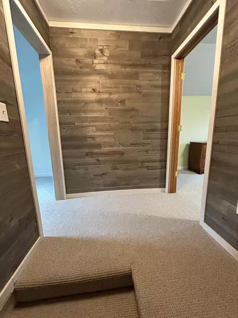Entry Way - 404 S Hemlock St, Evart, MI 49631 photo 2 of 5