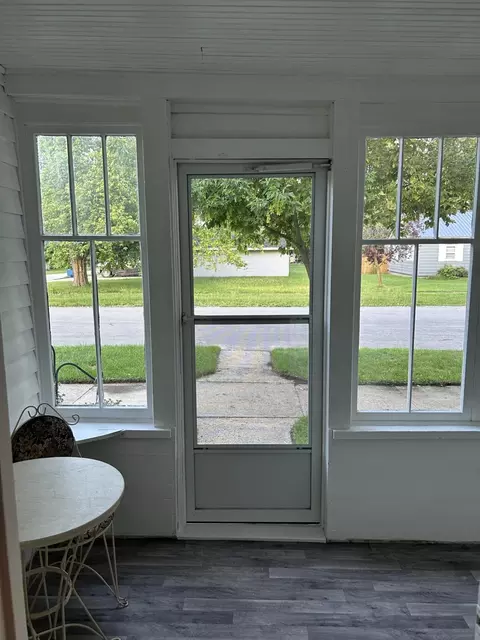Exterior - 404 S Hemlock St, Evart, MI 49631 photo 18 of 19