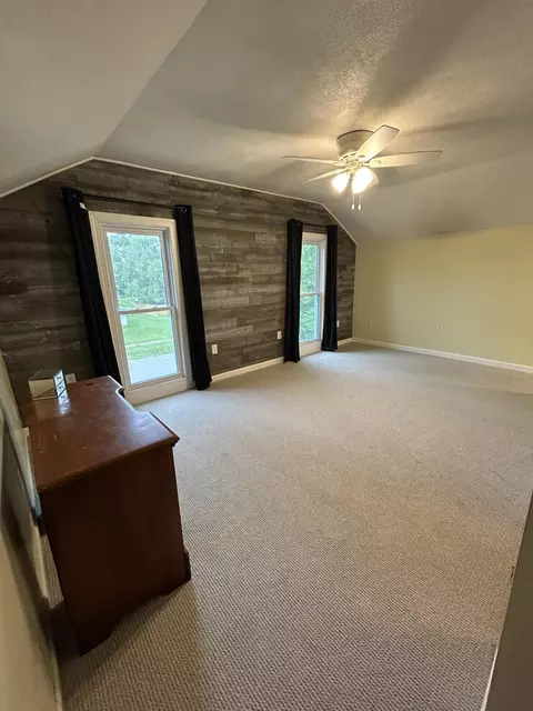 Bedroom - 404 S Hemlock St, Evart, MI 49631 photo 8 of 12