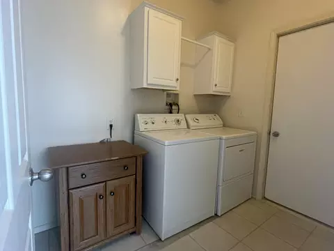 11600 Bear Meadows Dr SE #2, Alto, MI 49302