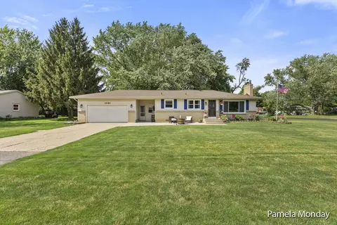 1091 Wrenwood Dr, Jenison, MI 49428