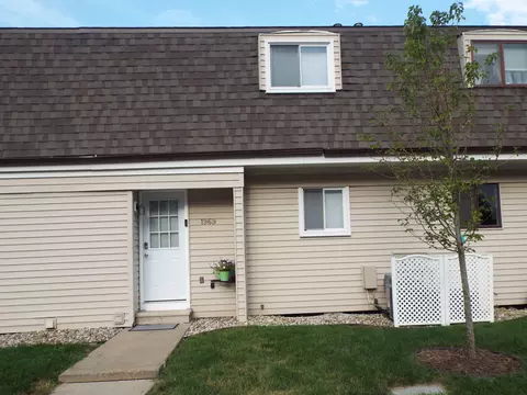 1969 Westbrook Dr, Jackson, MI 49201