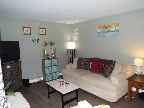 1969 Westbrook Dr, Jackson, MI 49201 photo 9