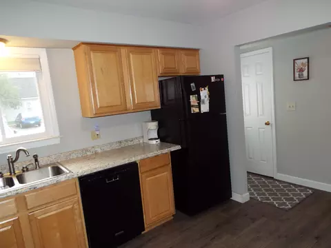 1969 Westbrook Dr, Jackson, MI 49201 photo 6