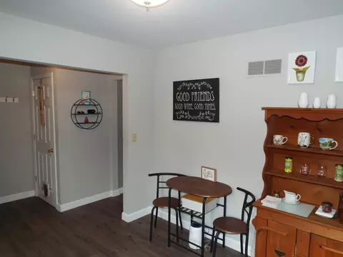 1969 Westbrook Dr, Jackson, MI 49201 photo 7