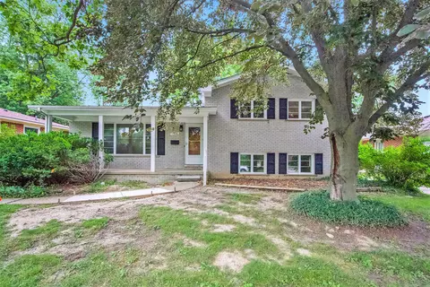 1918 Dunmore Rd, Ann Arbor, MI 48103