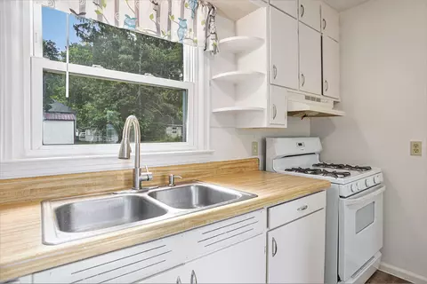 607 E Mill St, Hastings, MI 49058 photo 12