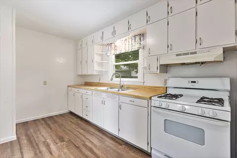 607 E Mill St, Hastings, MI 49058 photo 11