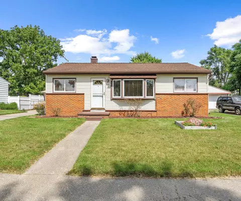 435 Greenlawn St, Ypsilanti, MI 48198