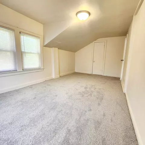 313 Quarry St, Jackson, MI 49201 photo 17