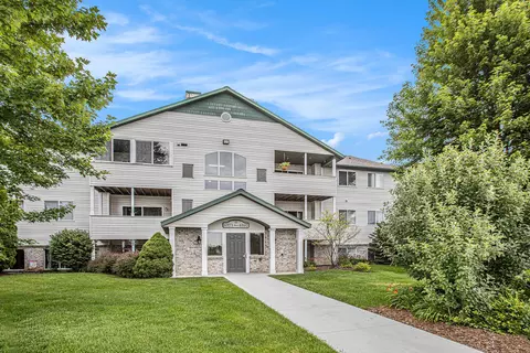 6577 Clover Ct SE #203, Caledonia, MI 49316