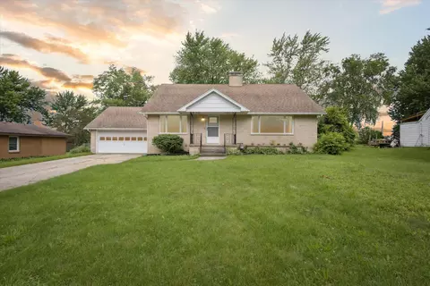 205 N Reinberg Ave, Scottville, MI 49454