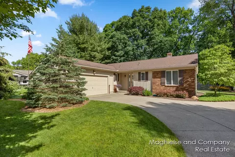 4339 Nancy St, Hudsonville, MI 49426