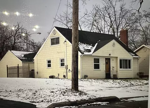 1222 Sheldon St, Jackson, MI 49203